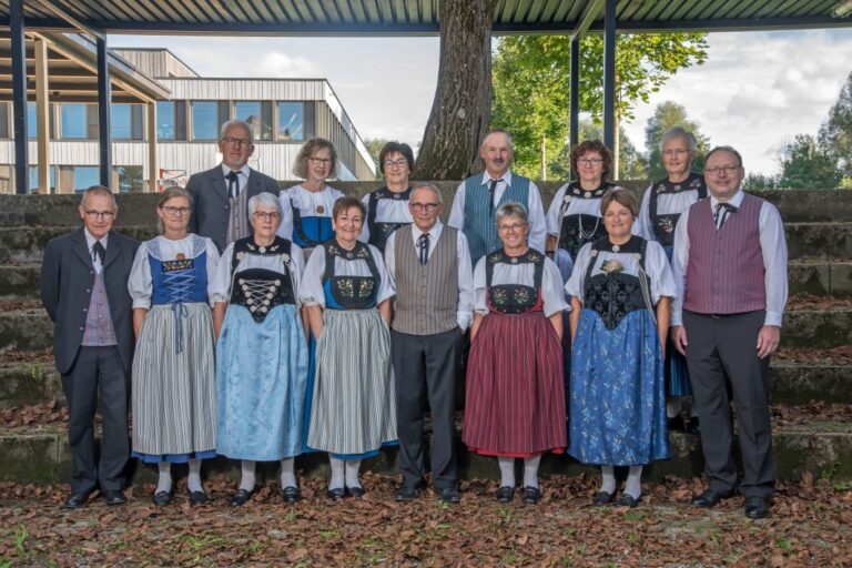 Tanzgruppe der Trachtengruppe Muhen